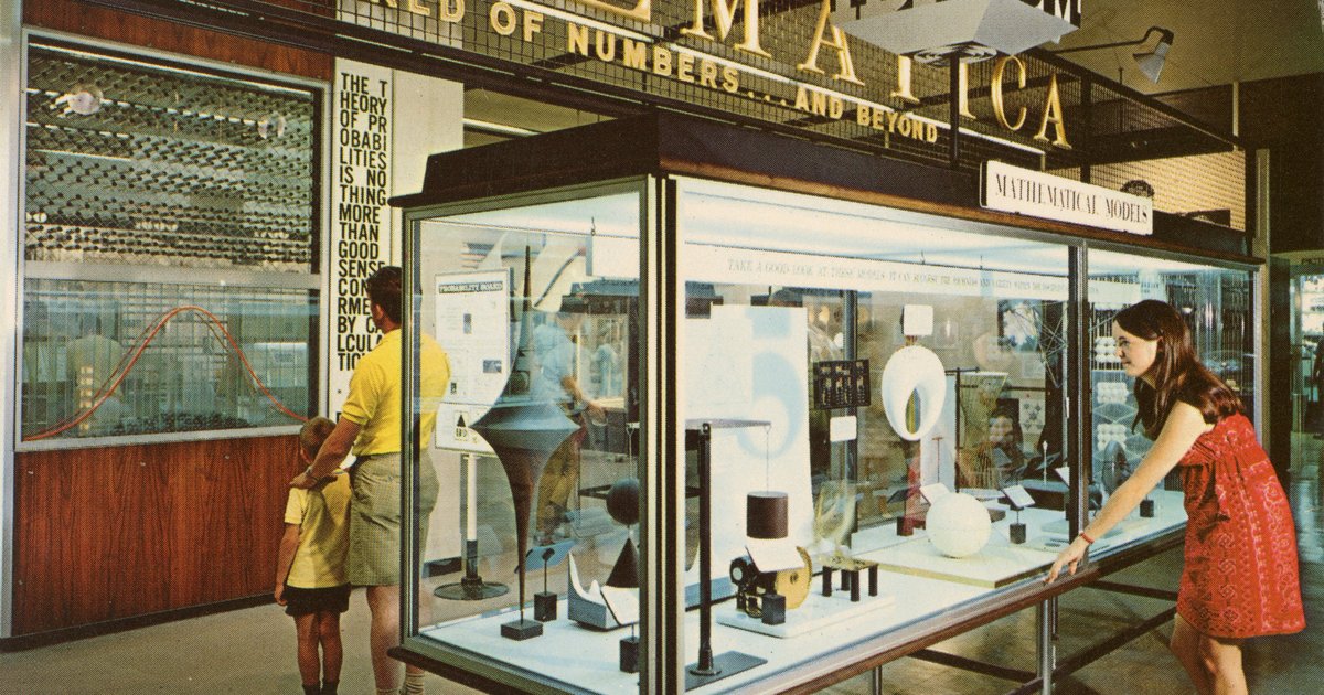 Mathematica, Museum of Science and Industry Eames Institute